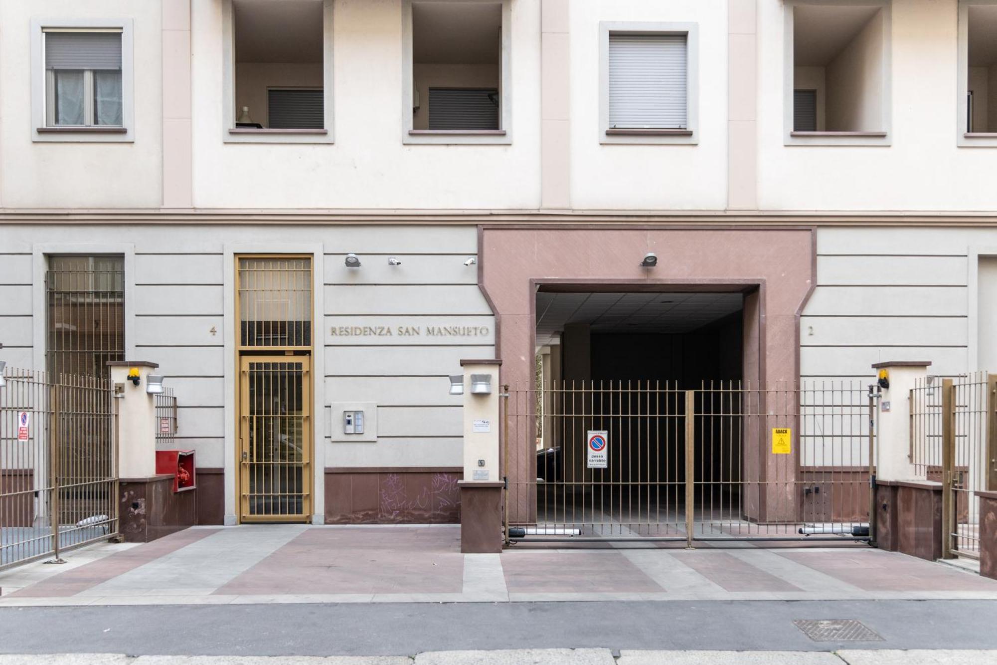 Bocconi'S Nest - Close To Duomo With Terrace Milão Exterior foto